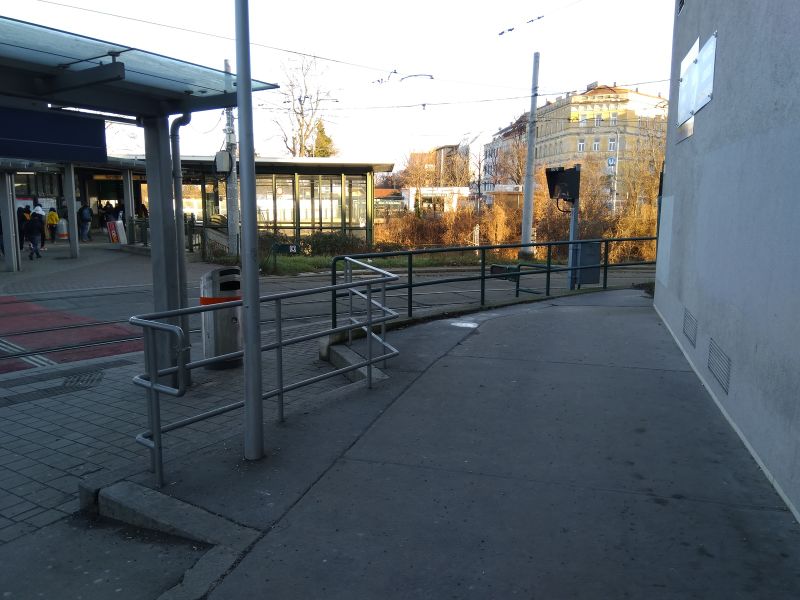 Datei:Schedifkaplatz 3 - Blick-Osten.jpg